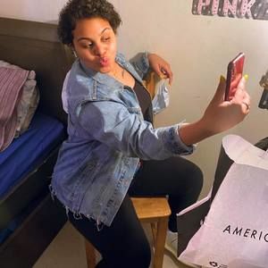 Meet your Posher, Anddra